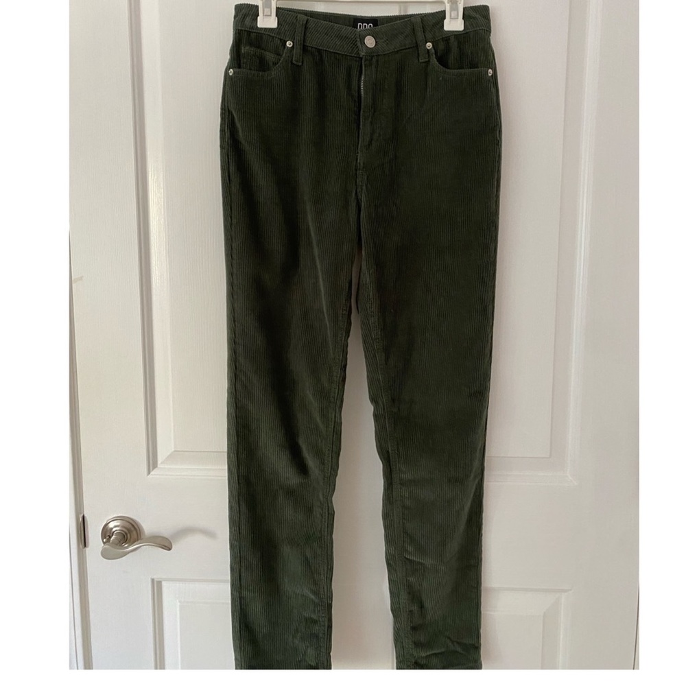 Corduroy green jeans, high waisted